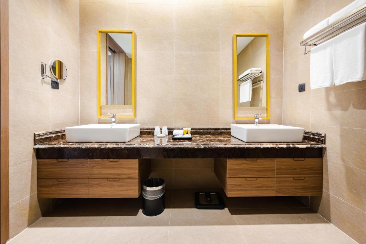 Muong Thanh Luxury Ha Long Centre II Eksteriør bilde